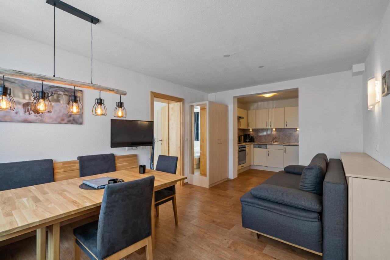 Ferienhaus Aventurin Apartment Фис Екстериор снимка